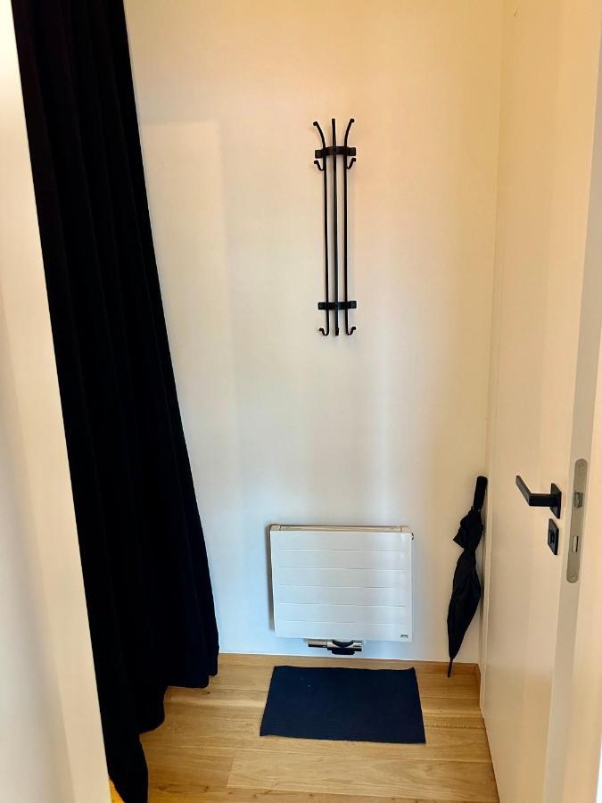 Room B 502 Прага Экстерьер фото